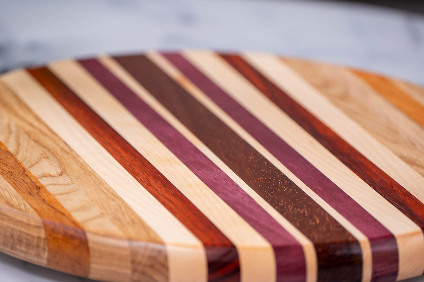 Deska do pizzy premium z egzotycznych i polskich gatunków drewna – ręcznie wykonany unikat